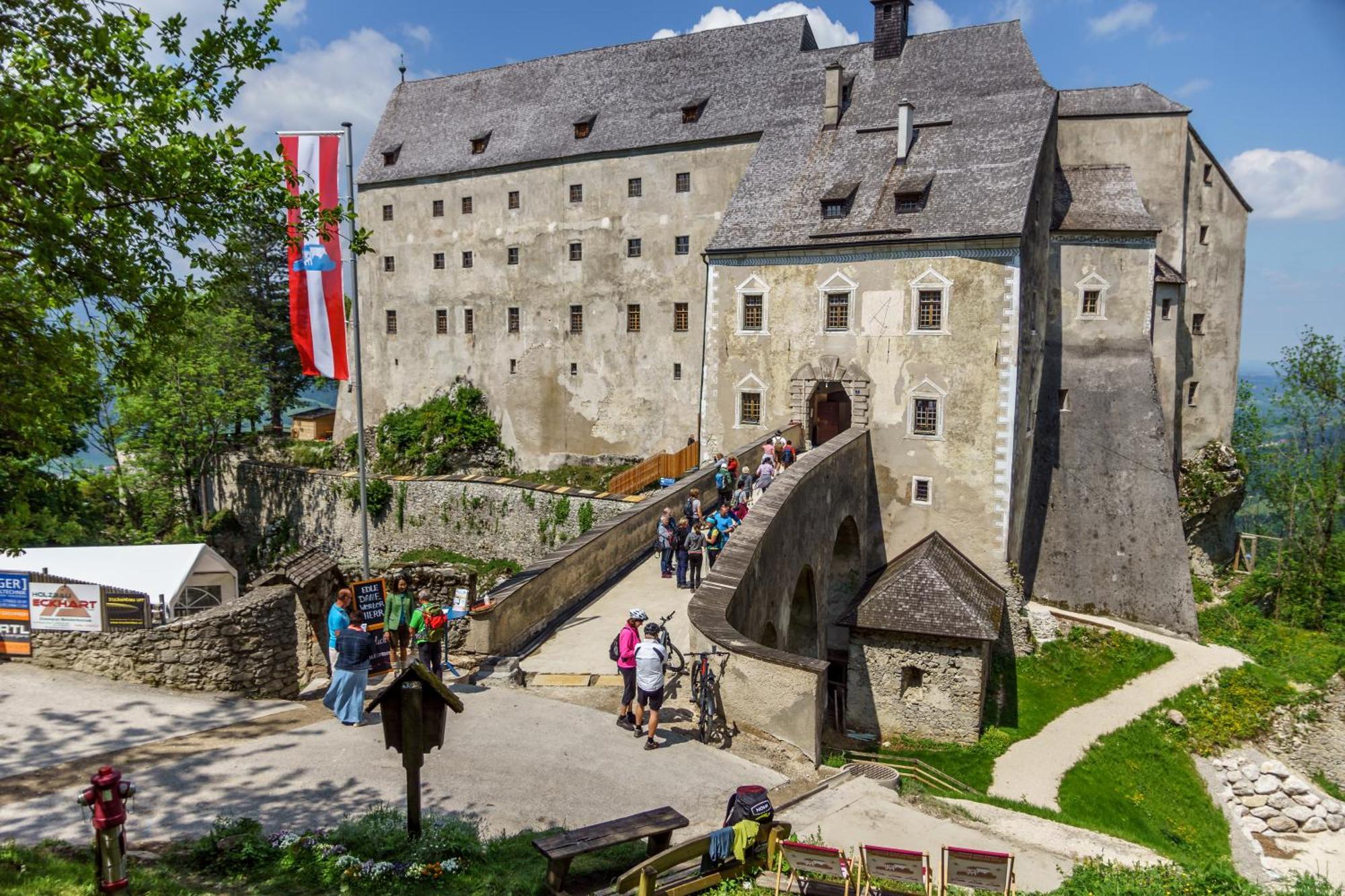 Hotel Burg Altpernstein à Micheldorf in Oberösterreich Extérieur photo