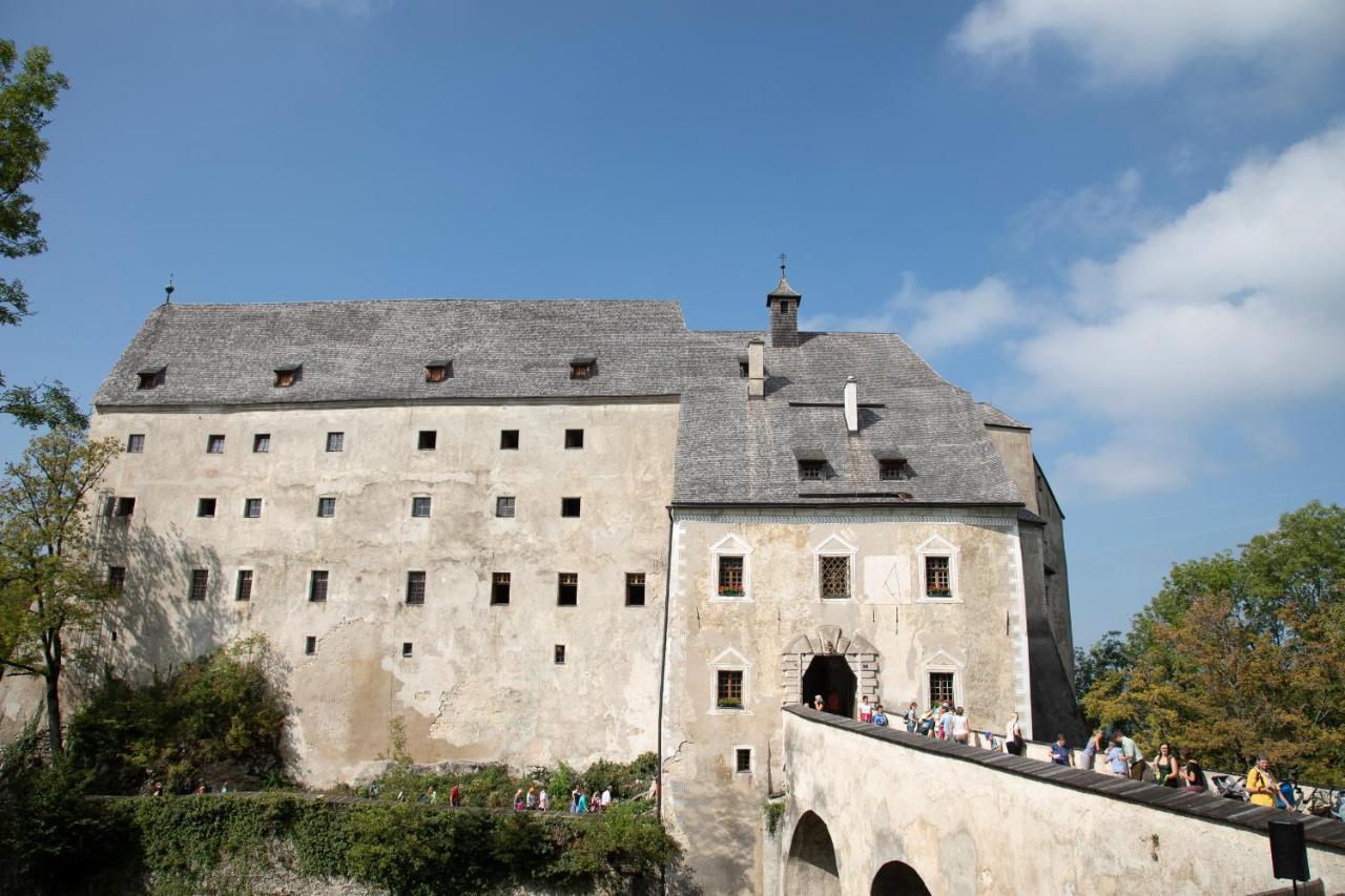 Hotel Burg Altpernstein à Micheldorf in Oberösterreich Extérieur photo